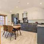 2 Bed In Carlisle Oc-93820 בית נופש *