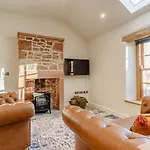 2 Bed In Carlisle Oc-93820 בית נופש *