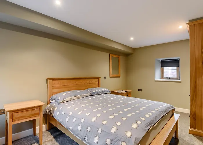 2 Bed In 93820 Casa de Férias Dalston